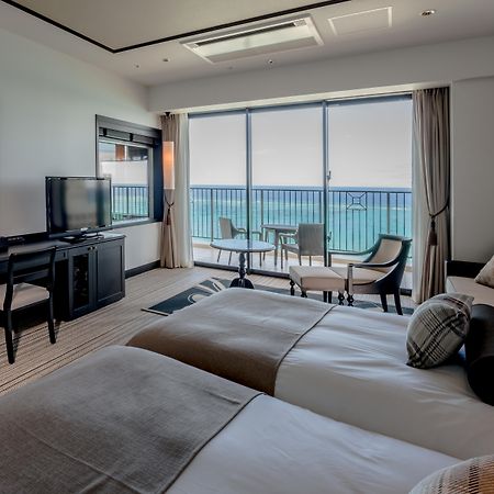 Hotel Monterey Okinawa Spa & Resort Onna Exterior photo Deluxe Ocean View Room