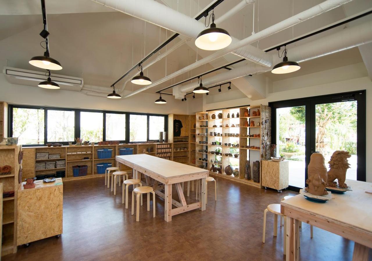 Hotel Monterey Okinawa Spa & Resort Onna Exterior photo The Art Studio